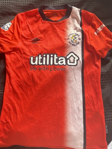 Luton town jacob brown - town,
