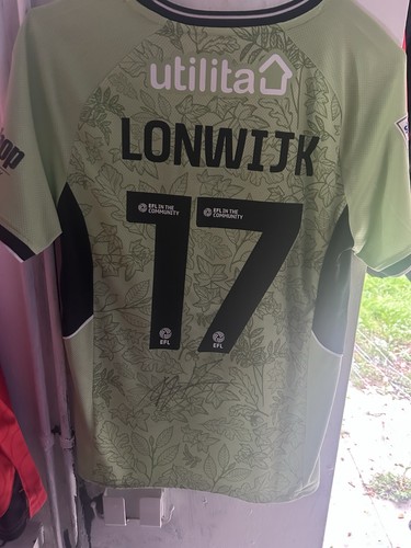 Luton town signed nigel - town,